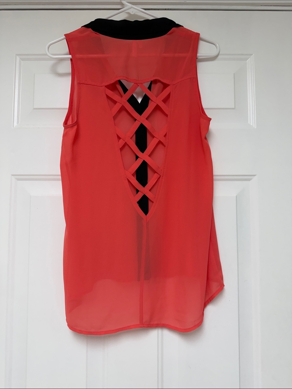 Studio Y Coral Sleeveless Blouse with Black Trim - Picture 4 of 5
